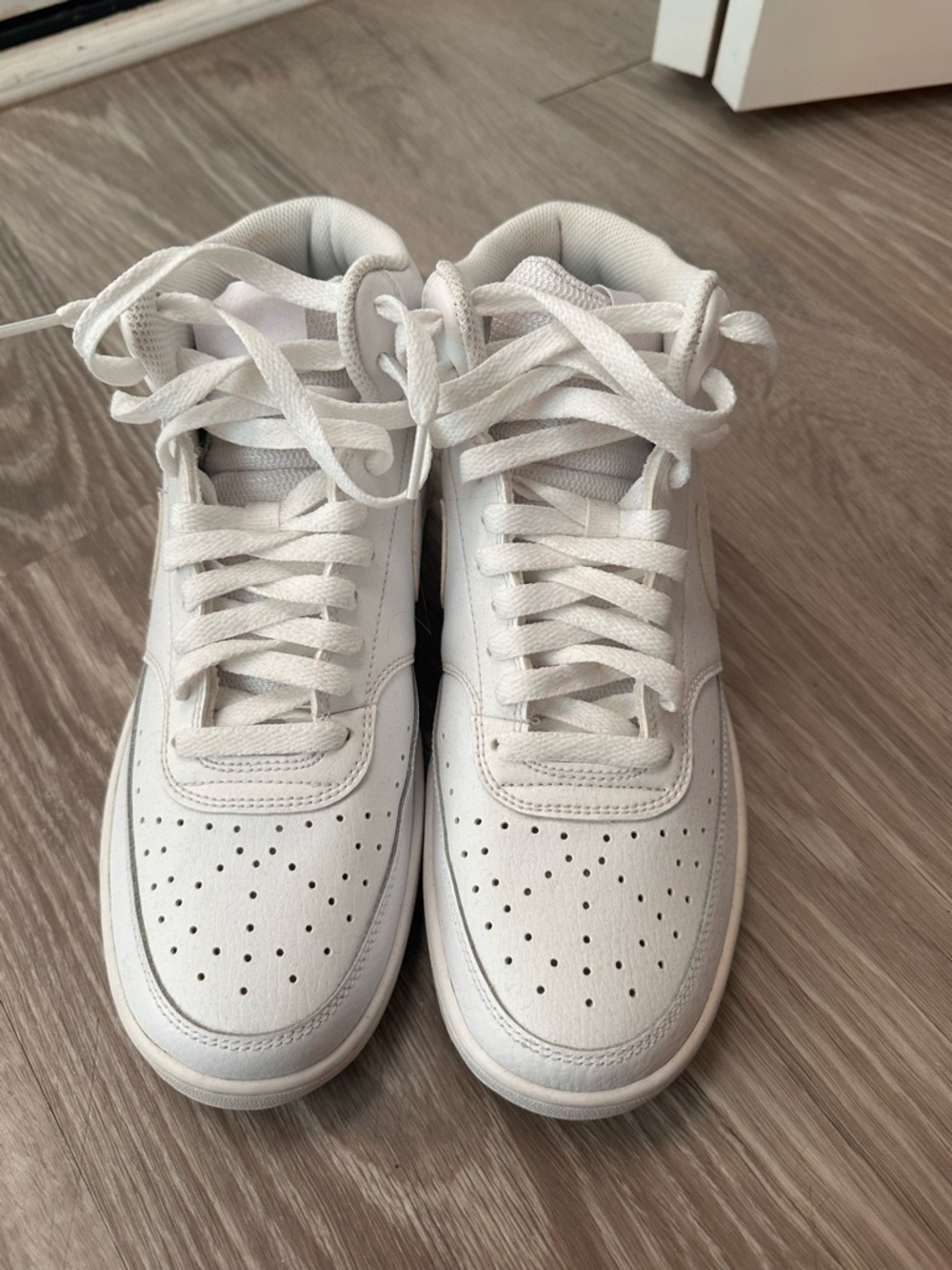Nike White Air Force 1 High Top Euro 41 9.5